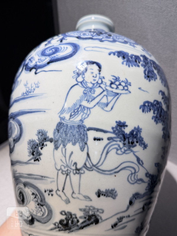 明天顺 青花药神人物梅瓶 - 图9